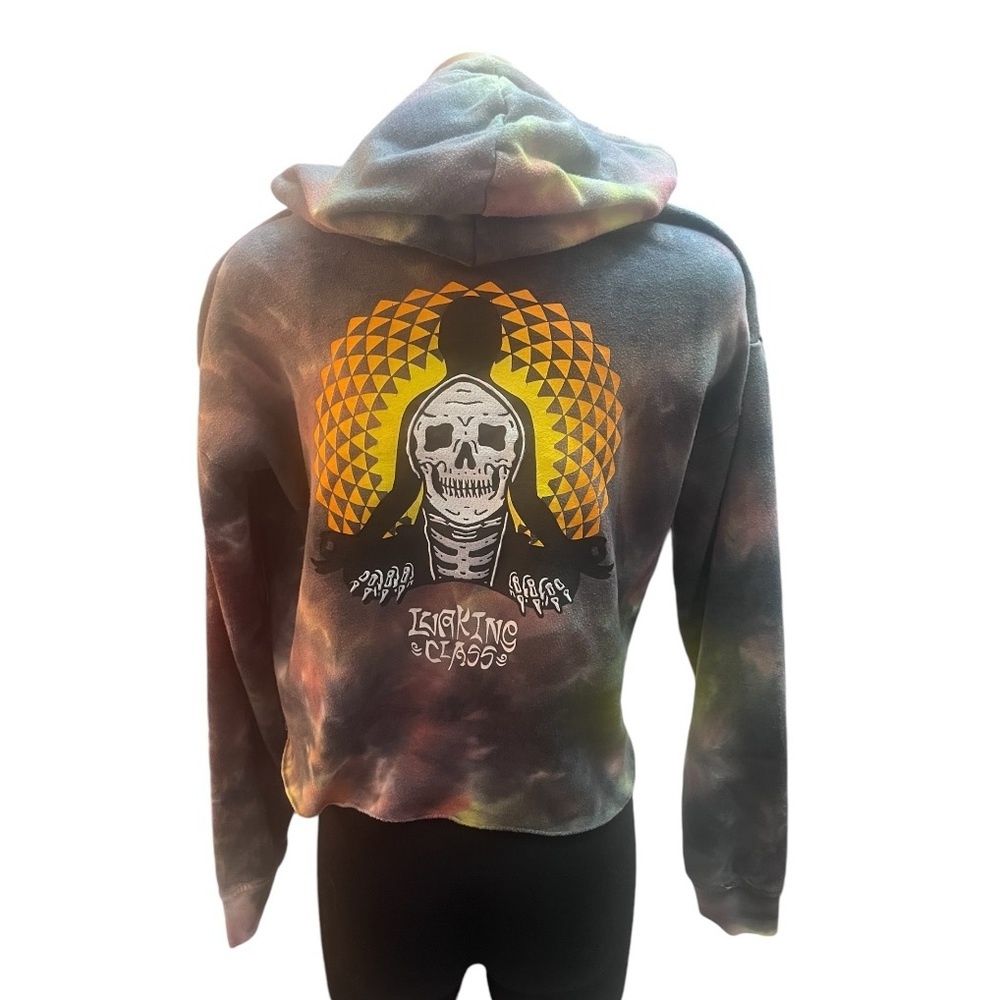 Retro Distressed Style Lurking Class Cropped Tie Dye M Enlightened Vivid Hoodie